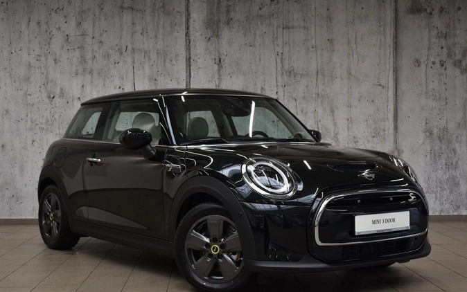 MINI Cooper S cena 165900 przebieg: 8198, rok produkcji 2023 z Tuchola małe 436